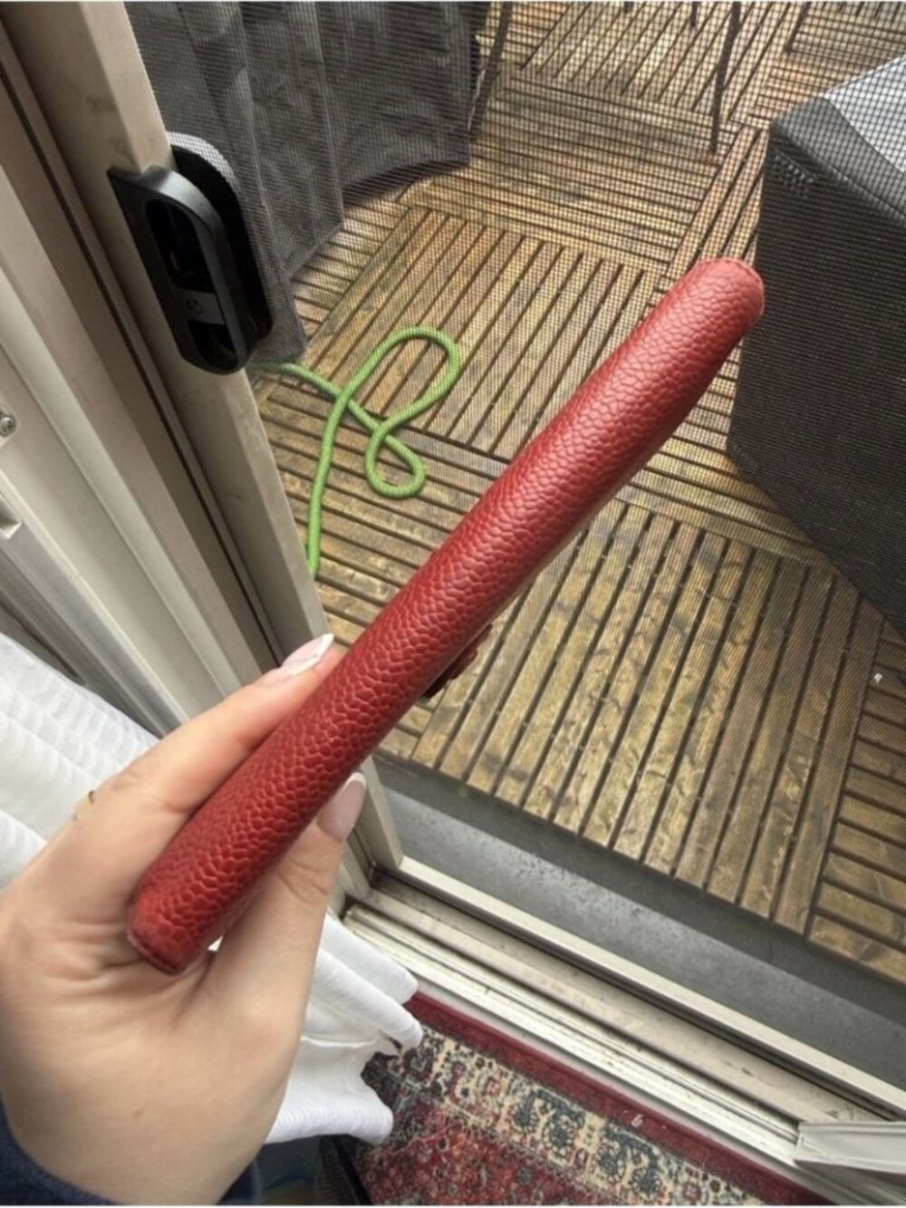 CHANEL Vtg Authentic Red Caviar Leather Long Wallet with Embossed CC - Picture 5 of 12